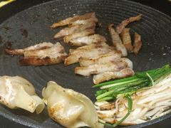 -三国惹火烤肉·中日韩烤肉集合店(百草路店)