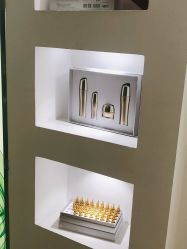 -苗方清颜痘肌研究所