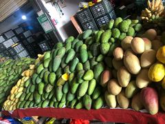 -曼阁市场水果批发市场