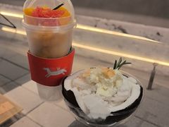 -喜茶(深圳万象城黑金店)