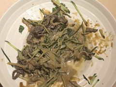 -八府香鸭·啫啫煲(华山路店)