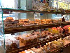 面包甜点陈列柜-新侨三宝乐面包店(崇文门店)