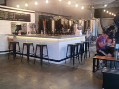 大堂-Twin Tails Brewpub双尾精酿餐吧(八坼店)