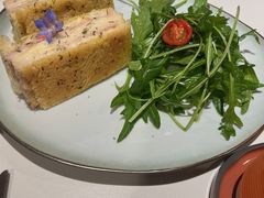 -潮一不贰·法式甜品·生日蛋糕·西式简餐(外滩店)