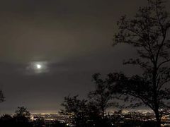 -鬼笑石后山停车场