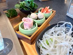 -捞王锅物料理(上海世茂广场店)