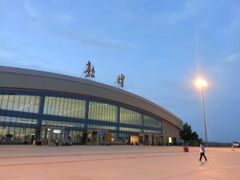 -敦煌莫高国际机场