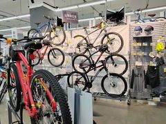 -迪卡侬(西华店)