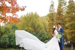 -太郎花子婚纱摄影艺术中心