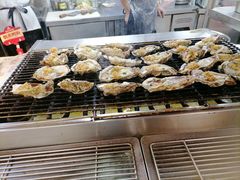-四囍码头海鲜烧烤自助火锅(外滩南京东路悦荟广场店)