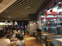 用餐区-肯德基(吴江万宝大润发店)