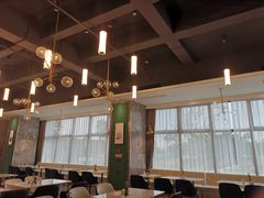 -苏州工业园区奥特莱斯亚朵酒店