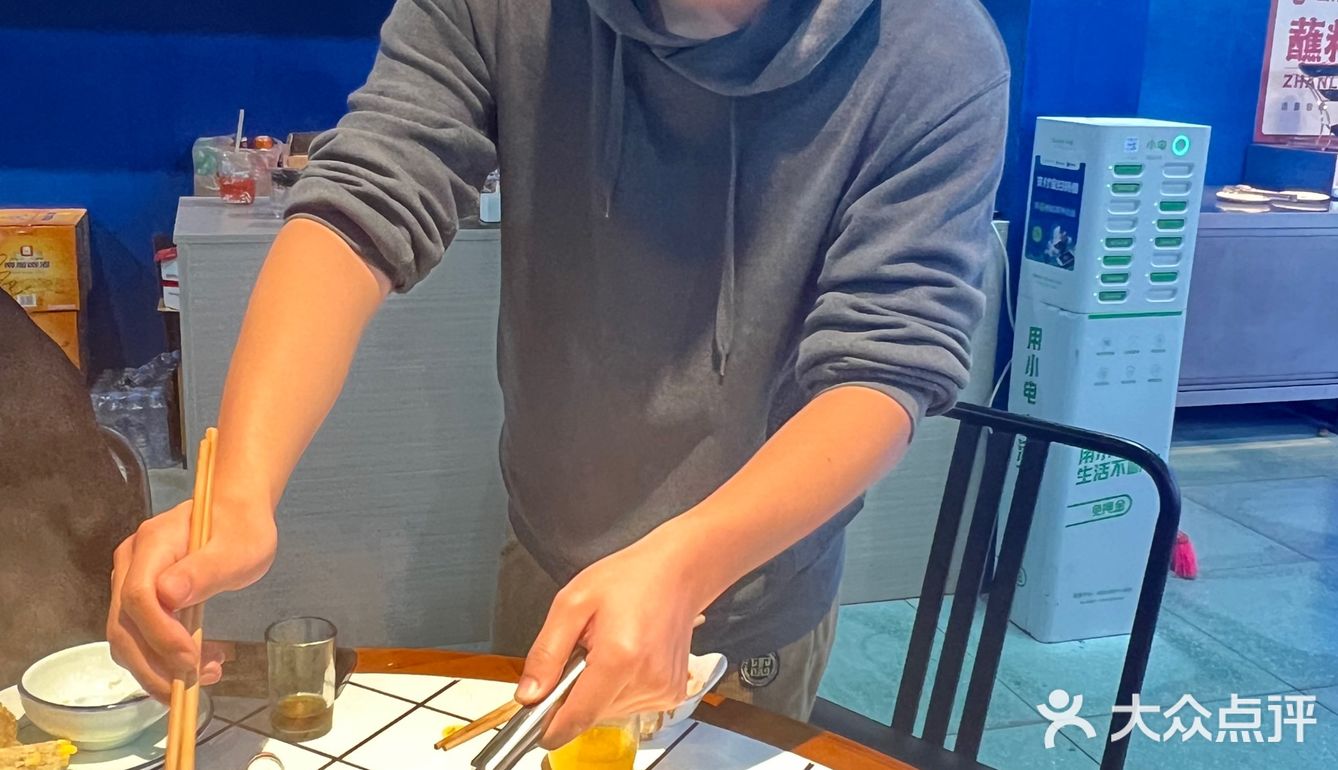 只刷八秒的牛肉🥩给老板惹急了亲自给你涮✨