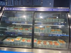 面包甜点陈列柜-蚝英雄鲜蚝自助专门店(长楹天街直营店)