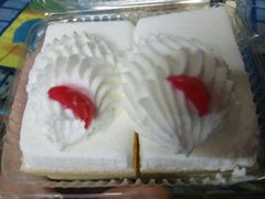 -红宝石·鲜奶小方·海派西点房(南丹店)
