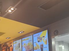 -麦当劳(轻轨曹杨路店)