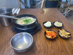-Don't Tell Mama Shh Korean Restaurant