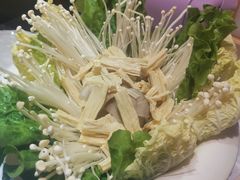 -霄汉牛三鲜湖北砂锅菜(万松园2店)