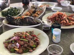 -四川小胡子海鲜(丁村万人海鲜广场店)