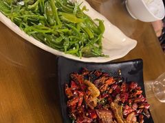 -隔壁老王·家常云南菜(花巷店)