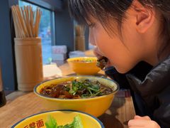 -二娃邓板凳面(解放碑店)