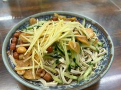 -雪琴面馆富安特色鱼汤面(城中花园店)