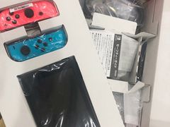 -上海南东电玩(上海置地广场周大福店)