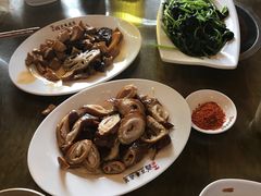 -老鼎万春卤菜(鹭湖宫8区店)