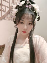 -一揽芳华汉服旗袍体验馆(拙政园店)