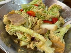 -芦茨金富饭庄·25年老字号·专做稻草鸡