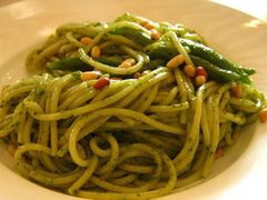 培根蒜香罗勒青酱面-Rabbit Cafe私房西餐甜点咖啡(栖霞路店)