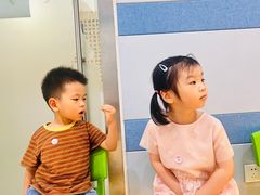 -蓝话筒·少儿成人演讲口才·主持朗诵·戏剧表演(大华第一坊店)