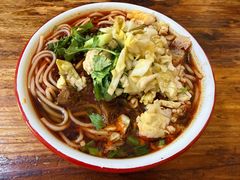 -珀玉莲花白米线店