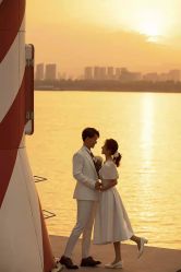 -雪中彩影婚纱摄影·微光艺术中心