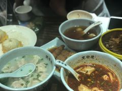 -张氏宽窄巷成都名小吃(茂业百货华强北店)