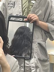 -Tloml salon