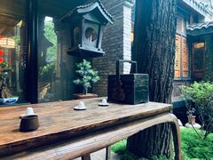 露天位-鱼桥巷·美学川菜