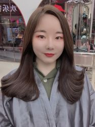 -BULB STUDIO 巴柏明星发型工作室