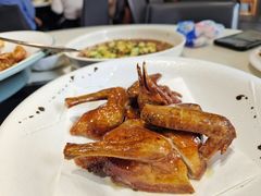 红烧乳鸽-石头咕(葵蓬店)