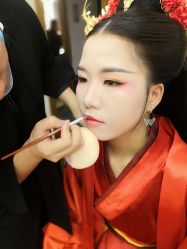 -盘子女人坊生日照·摄影馆(华强店)