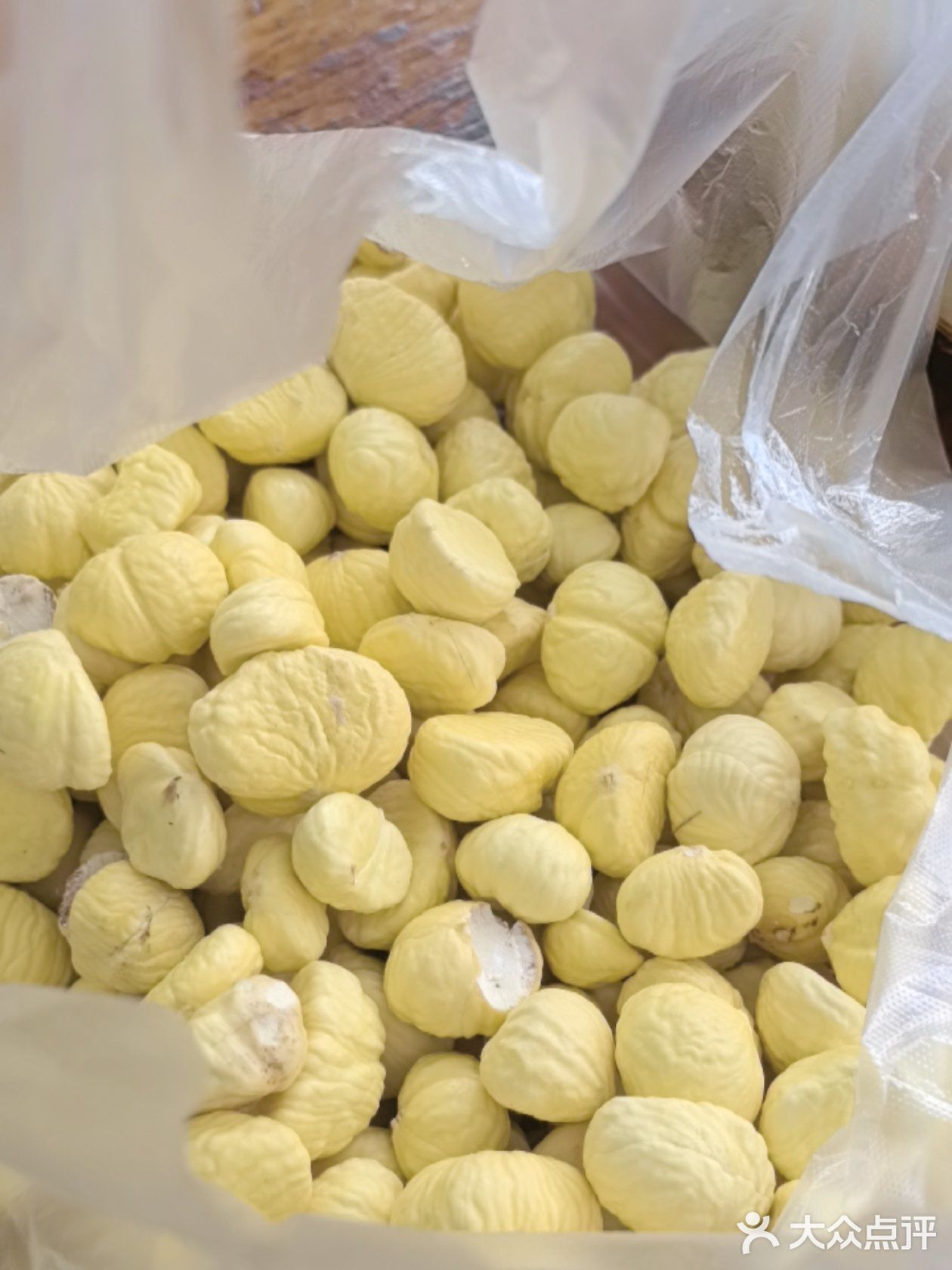 清炖鱼头汤好滋味