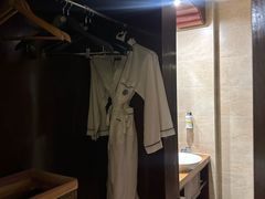 -三亚湾海居雅高铂尔曼度假酒店