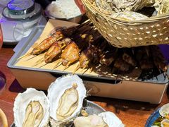 -蚝堡海鲜·威海菜·海肠捞饭·烧烤·亚洲吃蚝公司(幸福门店)