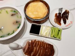 -梅利汴京烤鸭•开封豫菜地标店(东大街店)