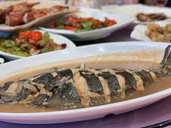 -老船夫婚宴婚庆会馆(延吉路店)