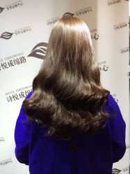 -诗悦发型烫染SALON