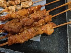 香嫩鸡肉串-管氏翅吧(台湾街店)