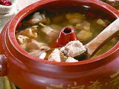 -云海肴·汽锅鸡·云南菜(天山百盛优客店)