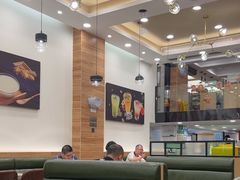 -佰搭果·广式茶餐厅(西华路店)