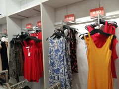 -H&M(鹏欣水游城店)